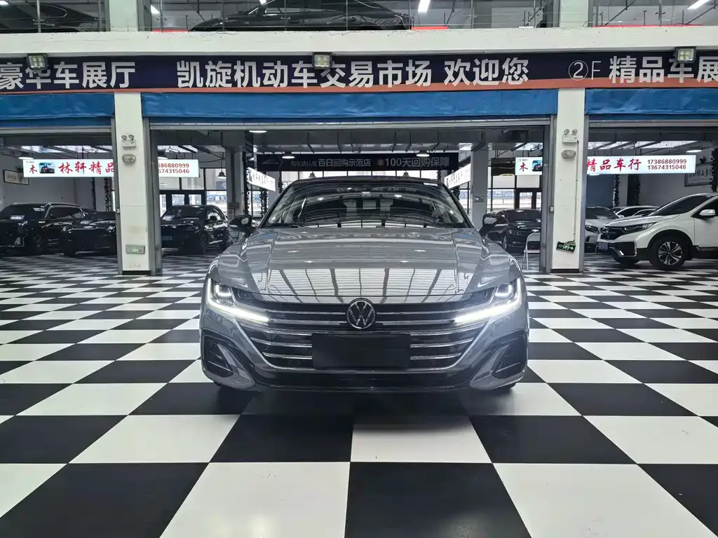 Volkswagen CC 2022 из CN, фото 2