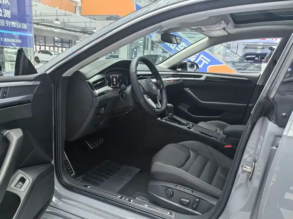 Volkswagen CC 2022 из CN, фото 9