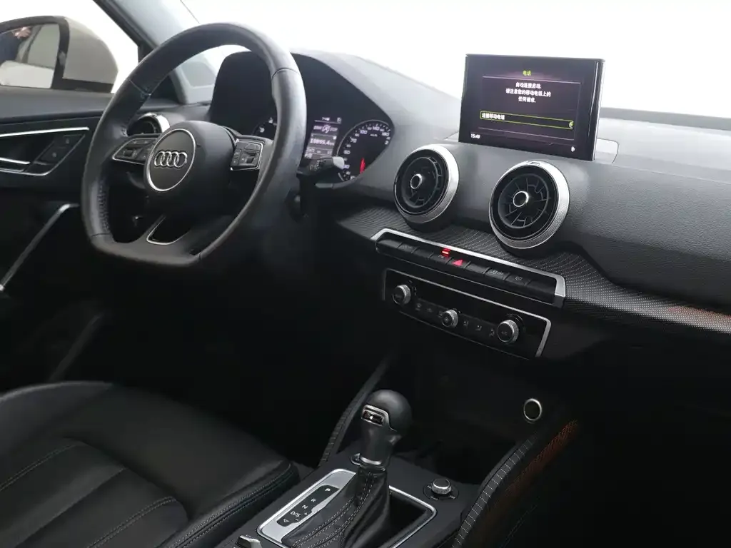 Audi Q2L 2022 из CN, фото 6