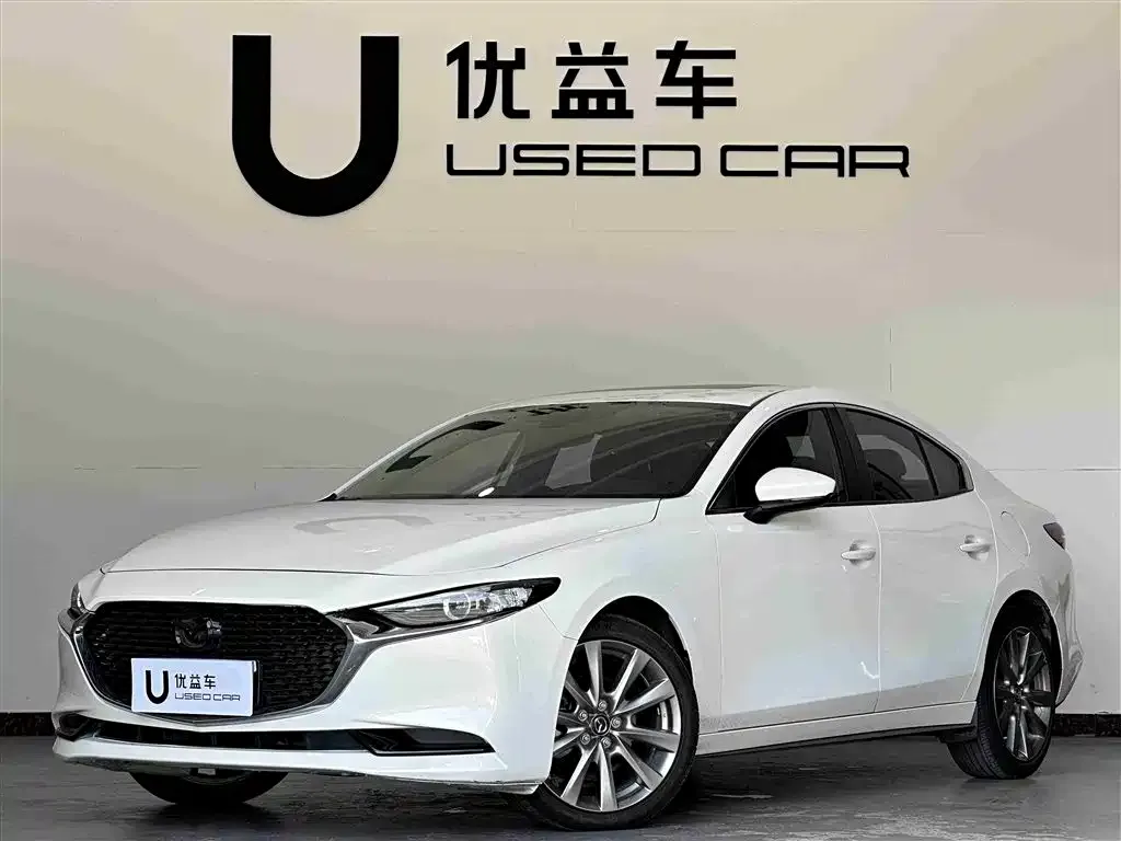 Mazda 3 Axela 2022 из CN, фото 1