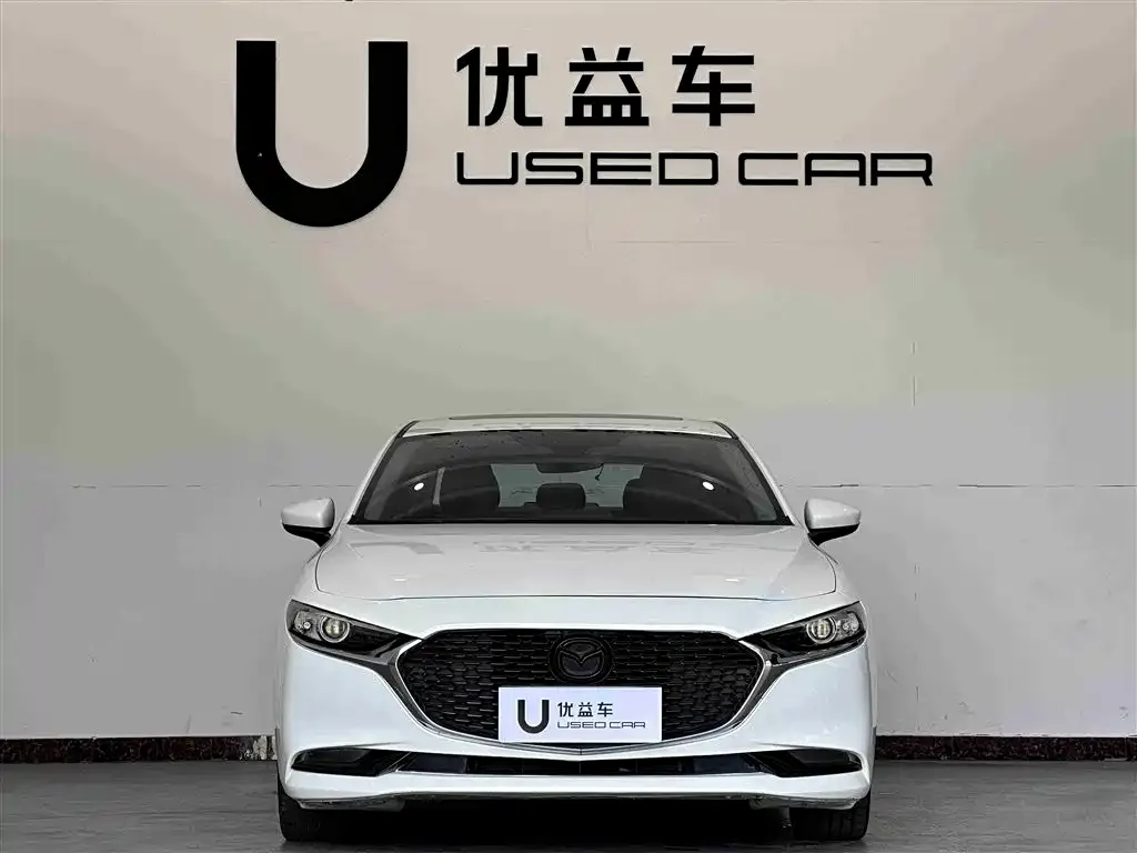Mazda 3 Axela 2022 из CN, фото 2