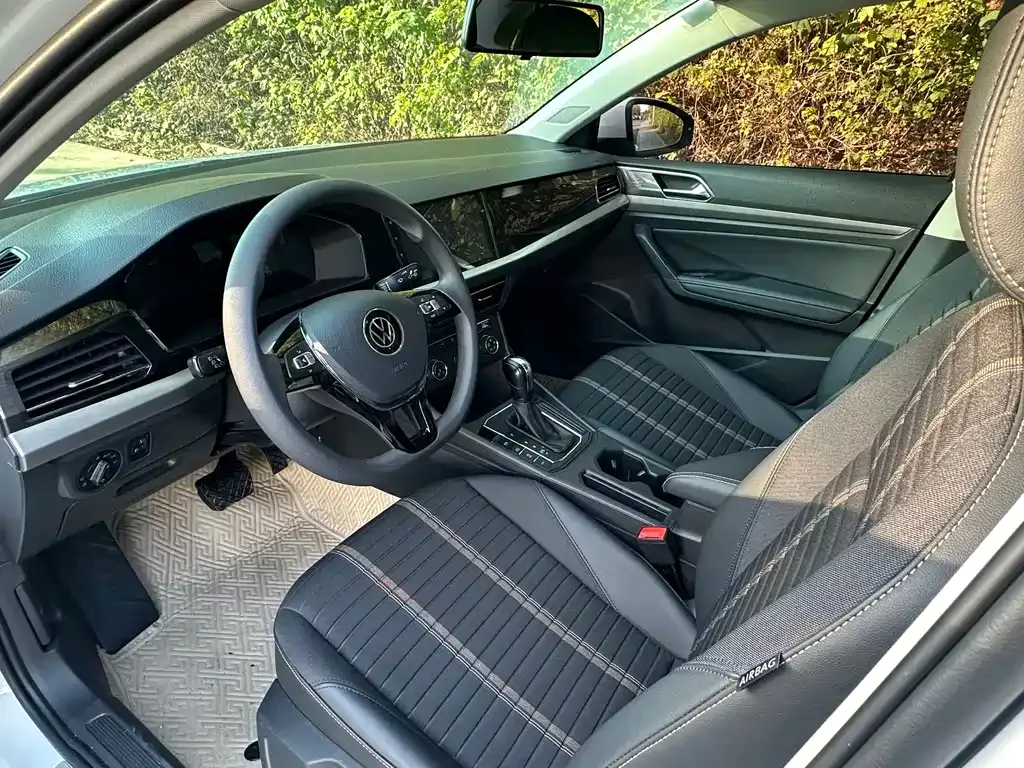 Volkswagen Lavida 2022 из CN, фото 4