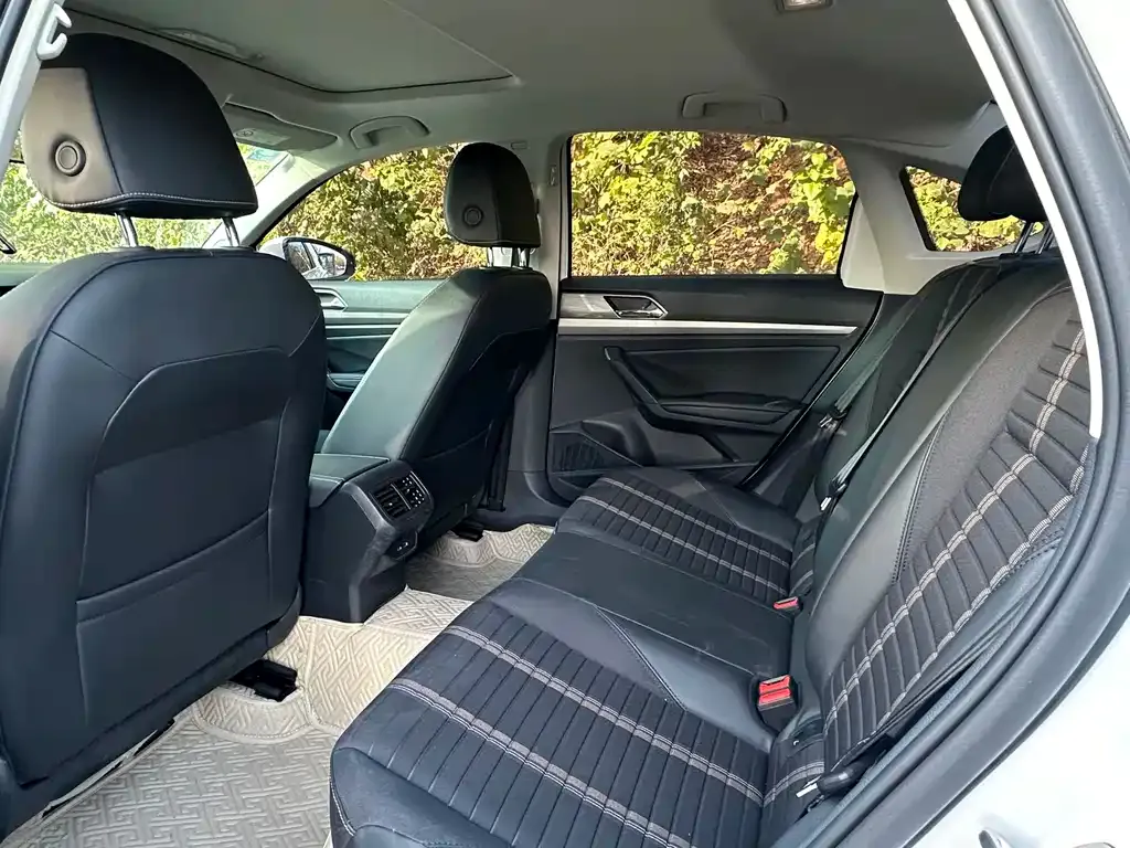 Volkswagen Lavida 2022 из CN, фото 5