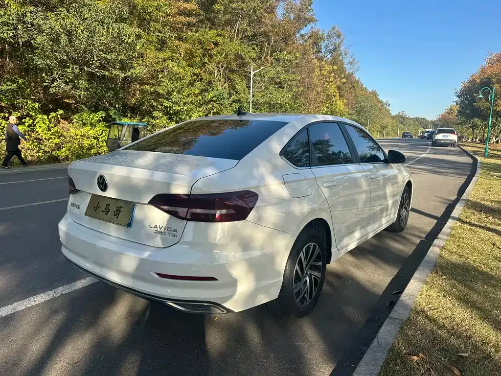 Volkswagen Lavida 2022 из CN, фото 9