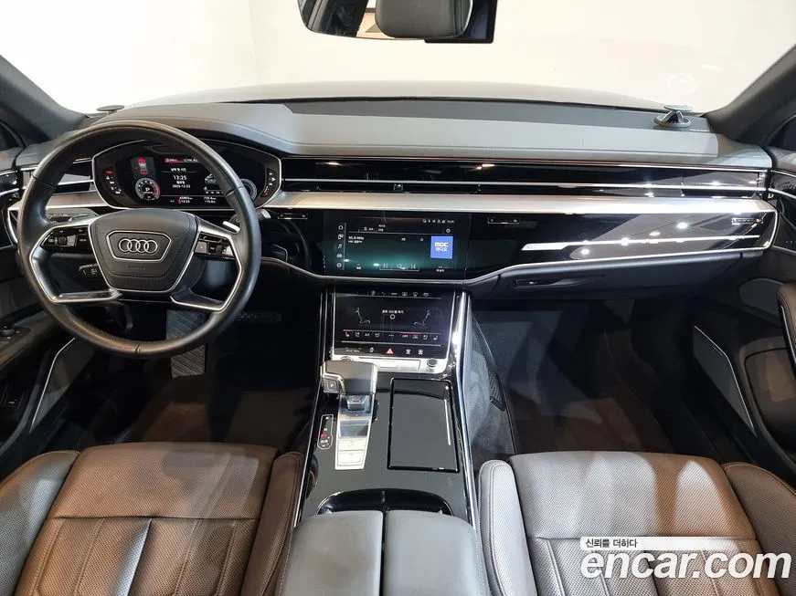 Audi A8 — фото 7