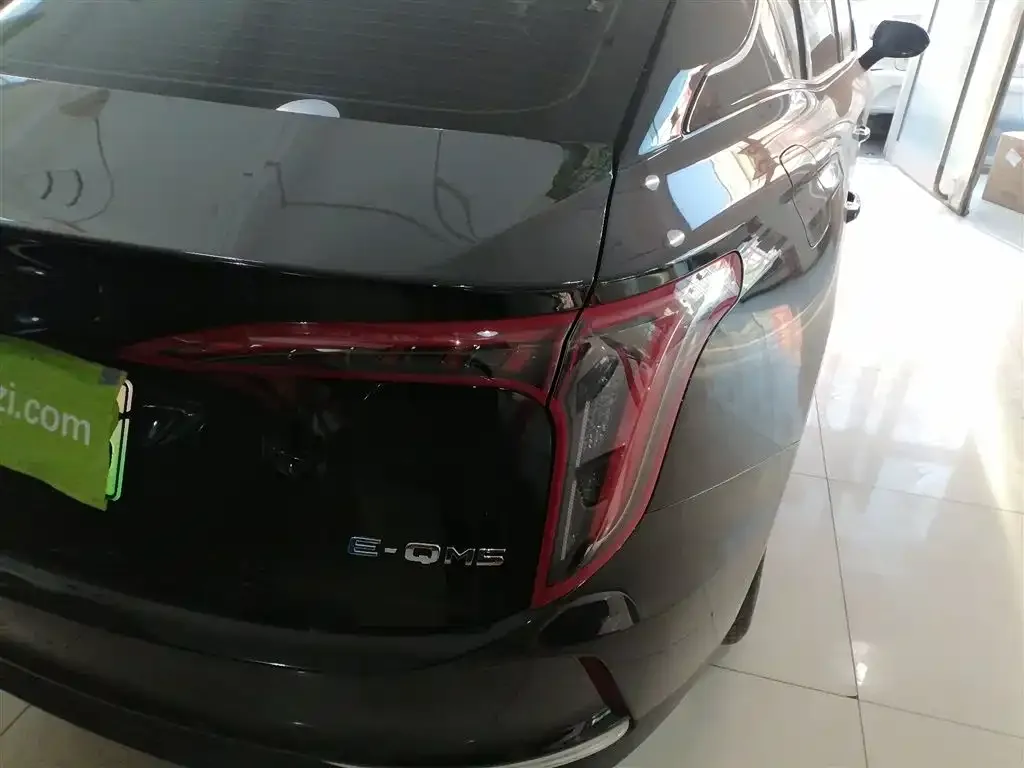 Hongqi E-QM5 2023 из CN, фото 8