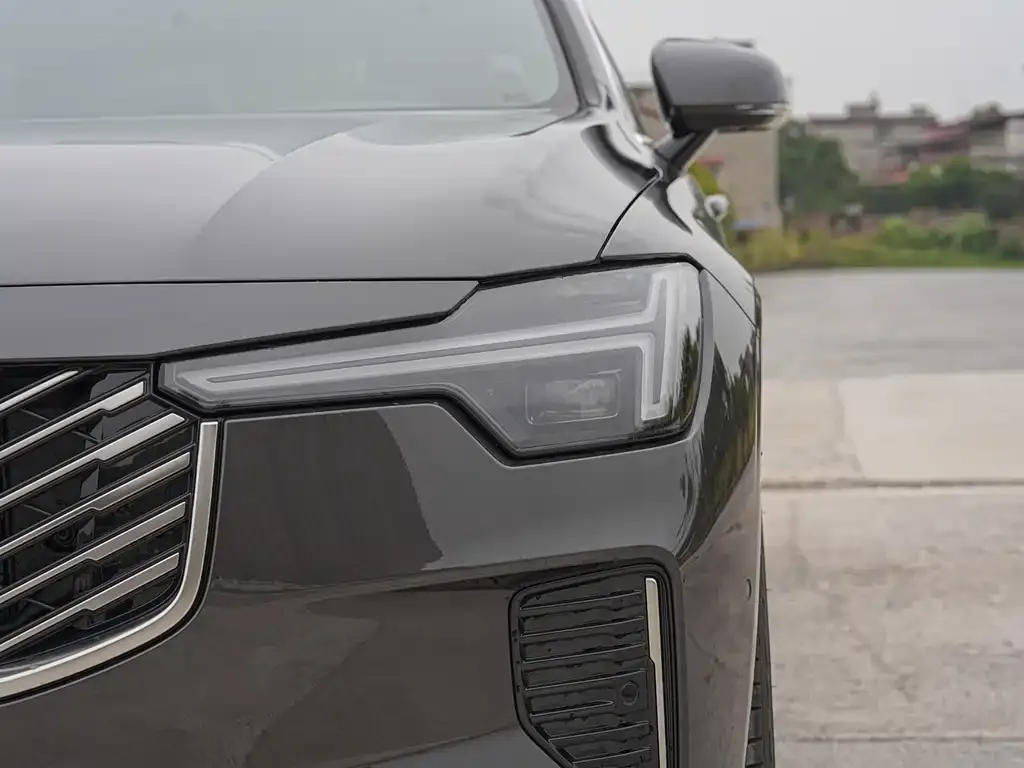 Volvo S90 — фото 7