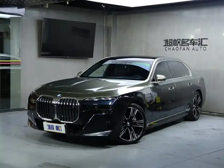 BMW i7 2025 из CN, фото 1