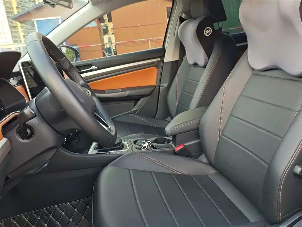 Volkswagen Bora 2023 из CN, фото 8