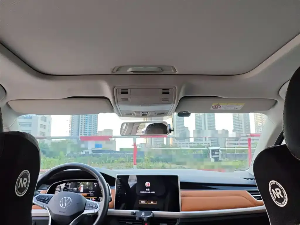Volkswagen Bora 2023 из CN, фото 9