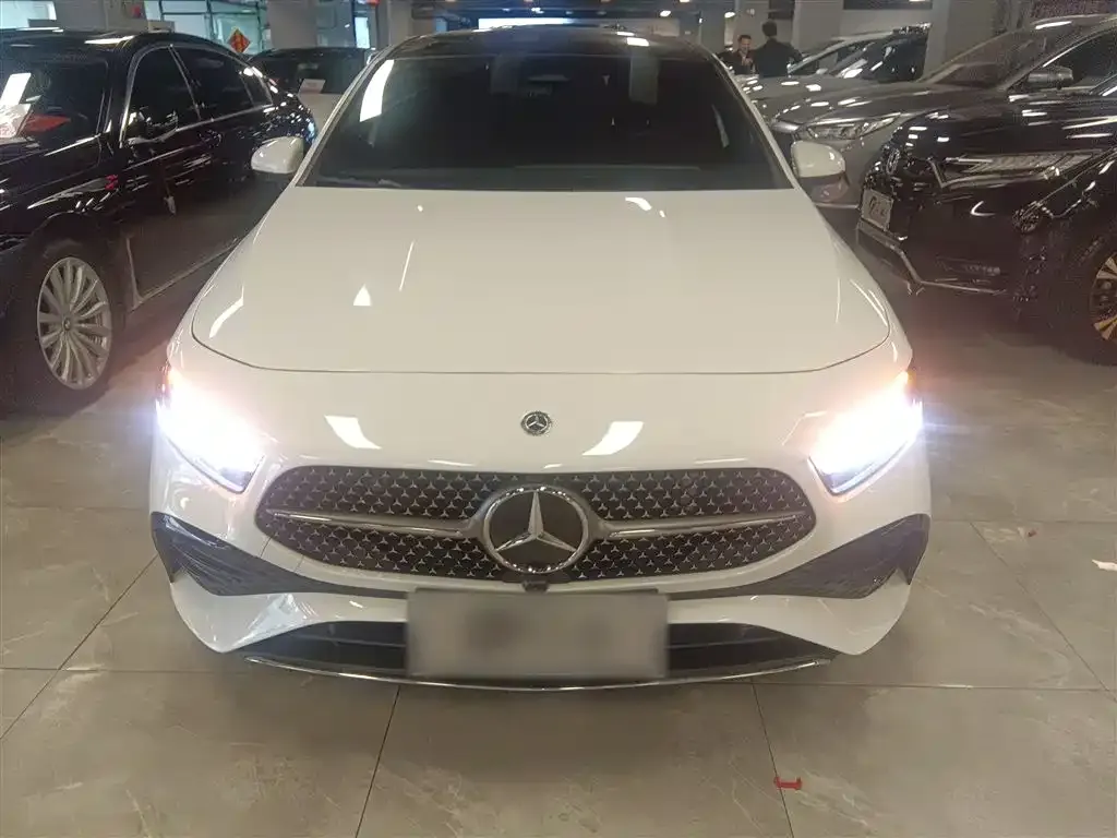 Mercedes-Benz A-Class 2025 из CN, фото 3
