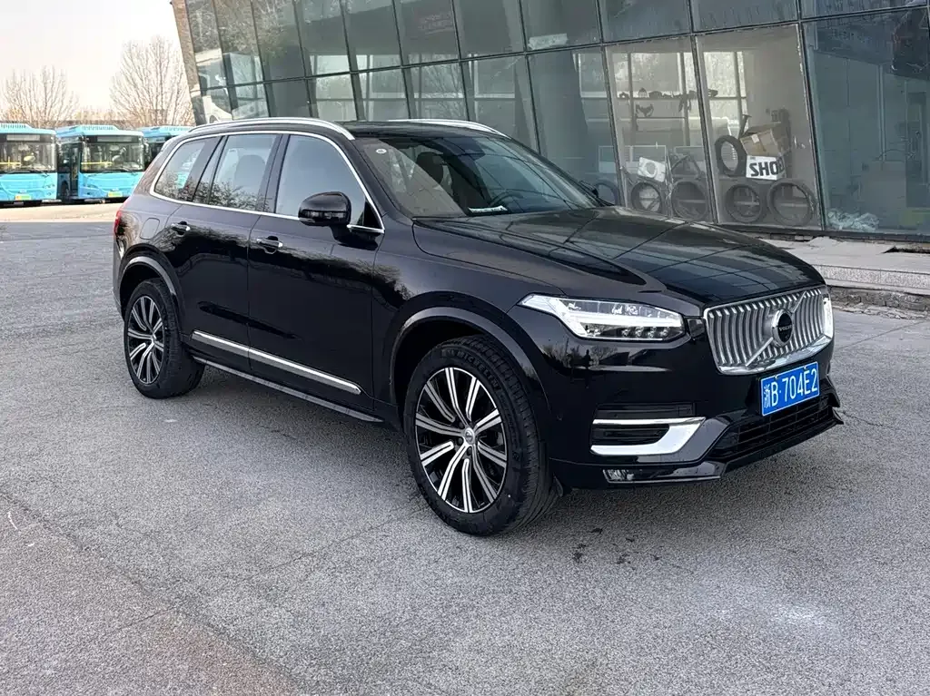 Volvo XC90 — фото 3