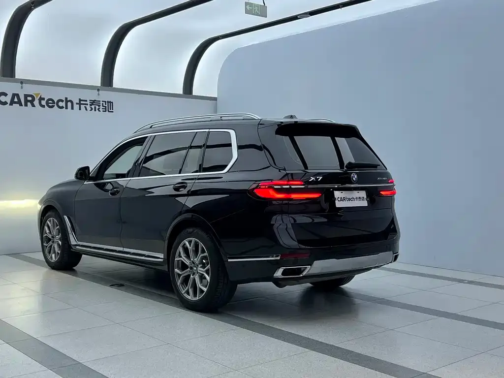 BMW X7 — фото 4