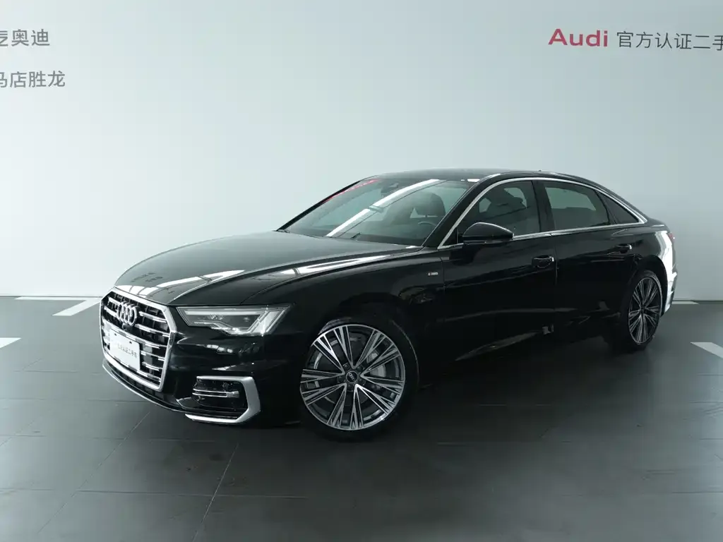 Audi A6L — фото 1
