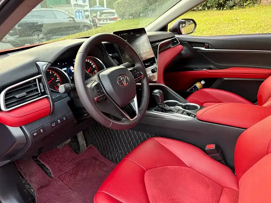 Toyota Camry 2023 из CN, фото 7