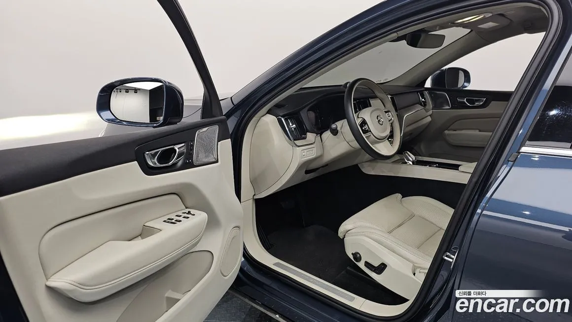 Volvo XC60 2022 из KR, фото 10