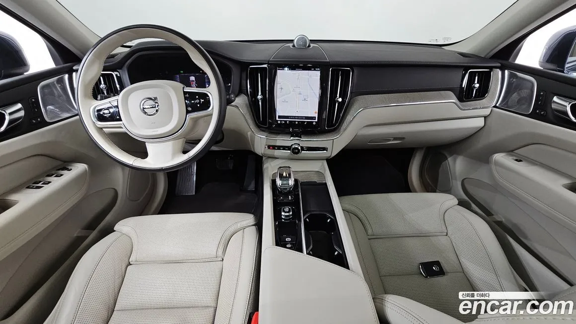 Volvo XC60 2022 из KR, фото 7