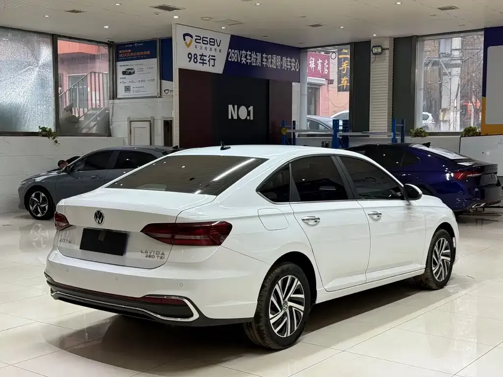 Volkswagen Lavida 2022 из CN, фото 4