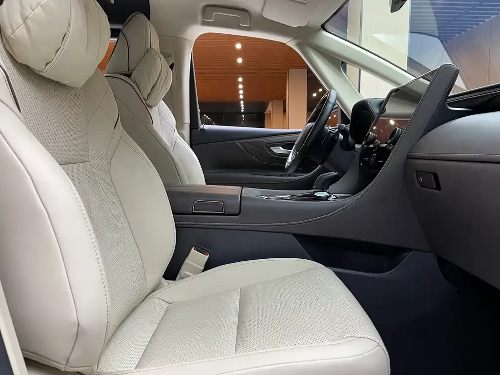 Toyota Vellfire 2025 из CN, фото 6