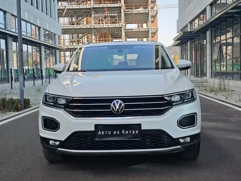 Volkswagen T-Roc — фото 2