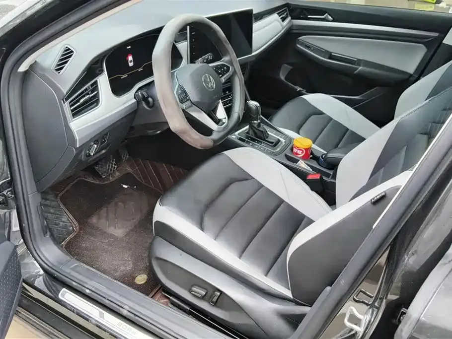 Volkswagen Bora 2023 из CN, фото 9