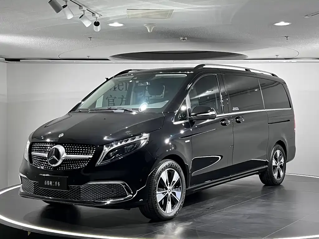 Mercedes-Benz V-Class 2023 из CN, фото 1