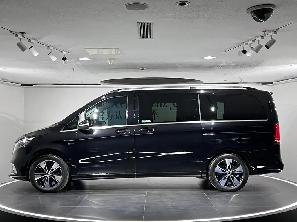 Mercedes-Benz V-Class 2023 из CN, фото 7