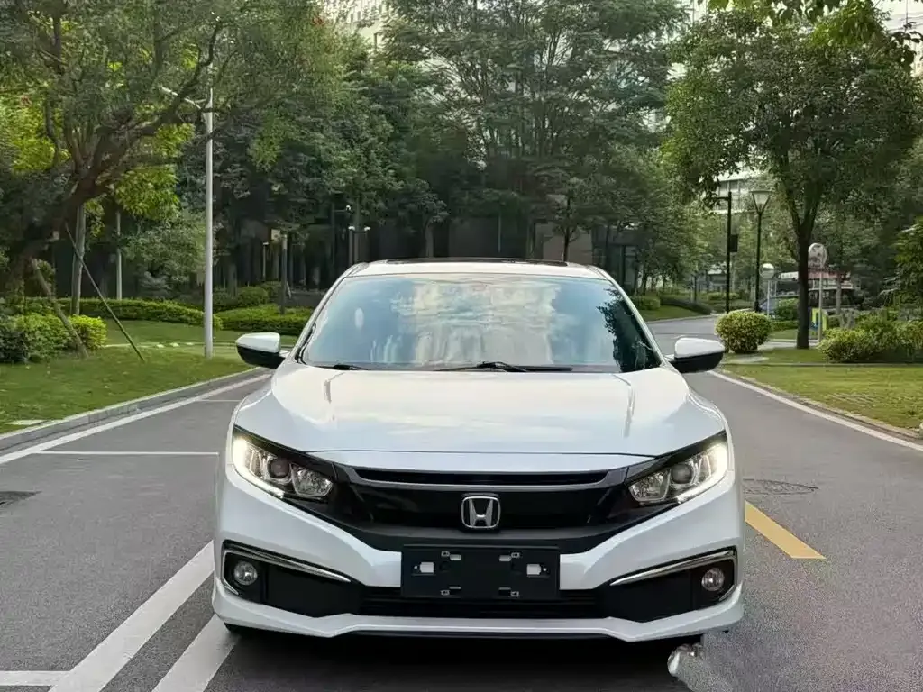 Honda Civic 2021 из CN, фото 2