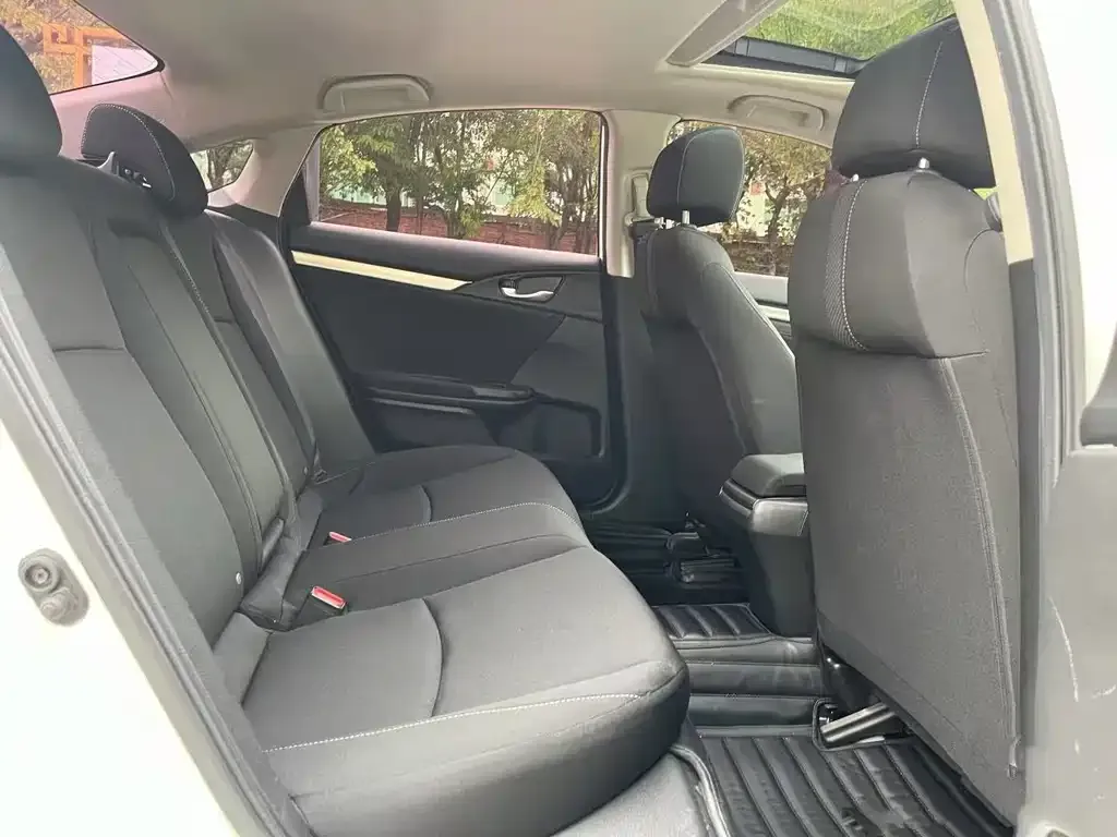 Honda Civic 2021 из CN, фото 4