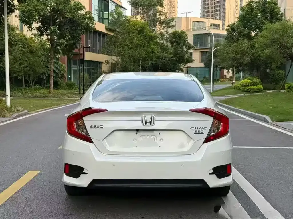 Honda Civic 2021 из CN, фото 8