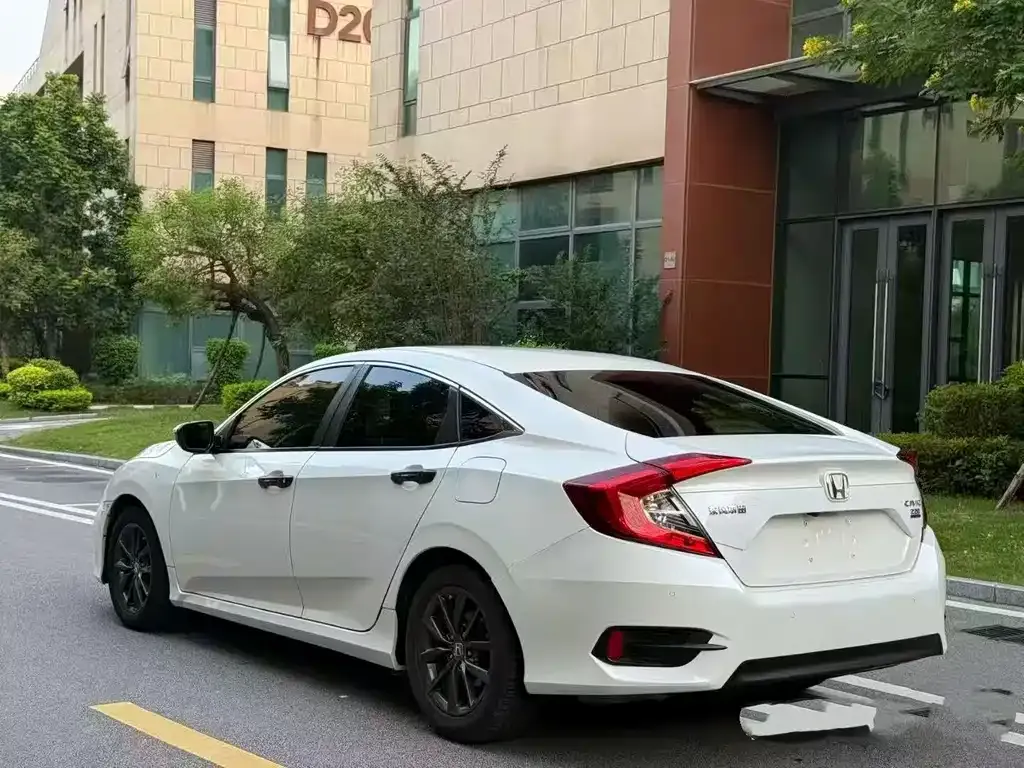 Honda Civic 2021 из CN, фото 9