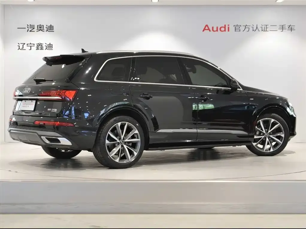 Audi Q7 — фото 4