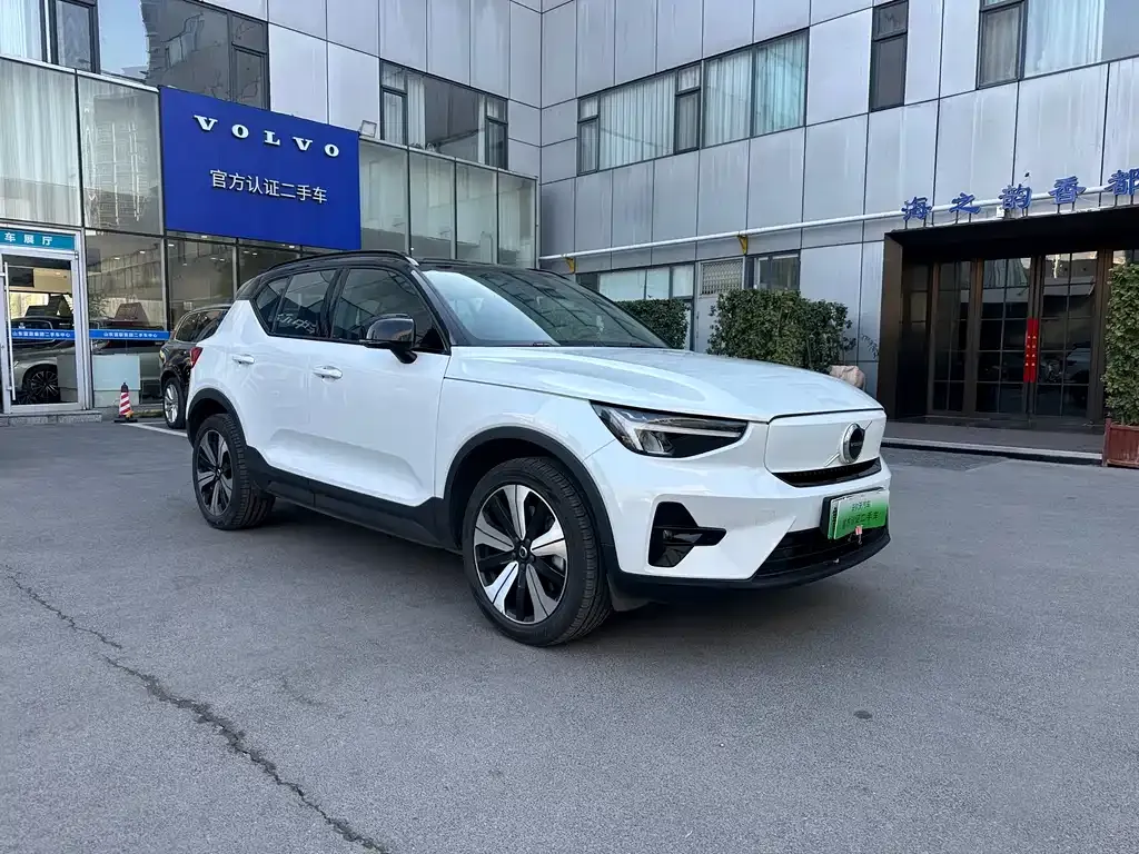 Volvo XC40 NEV 2023 из CN, фото 3