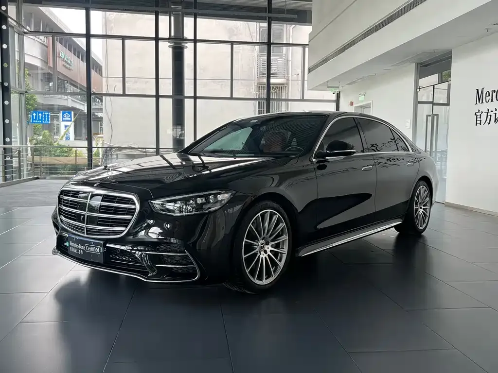 Mercedes-Benz S-Class — фото 1