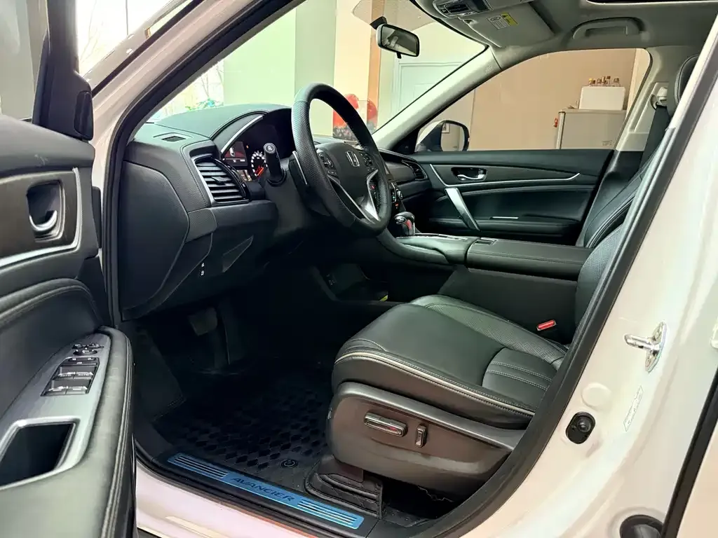 Honda Avancier 2023 из CN, фото 6