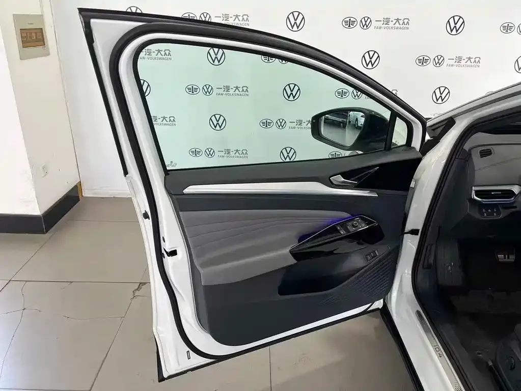Volkswagen ID.4 Crozz — фото 7