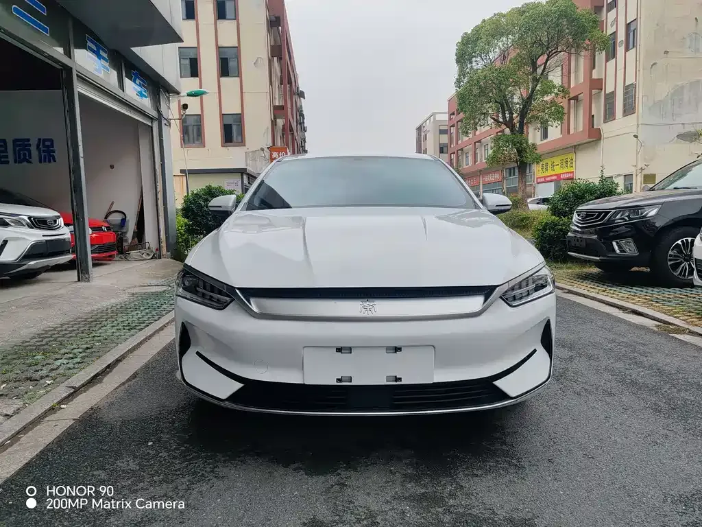 BYD Qin PLUS 2023 из CN, фото 2
