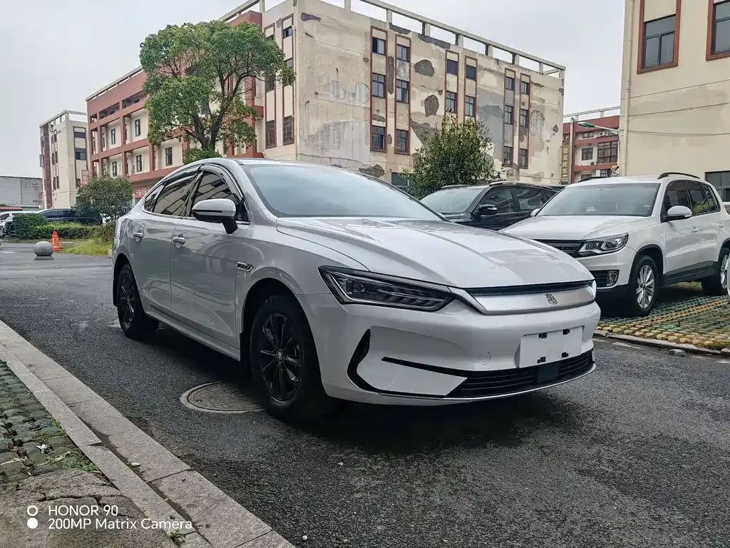 BYD Qin PLUS 2023 из CN, фото 3