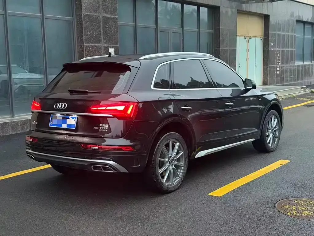 Audi Q5L 2022 из CN, фото 4