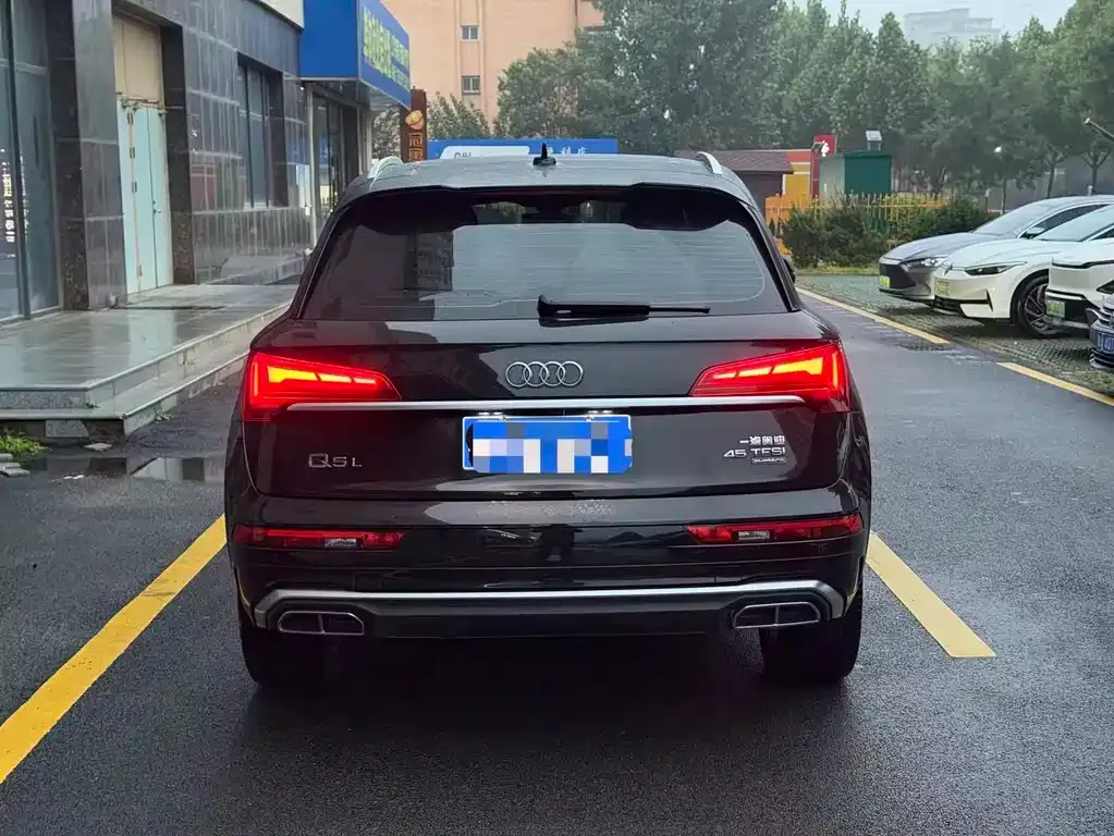 Audi Q5L 2022 из CN, фото 5