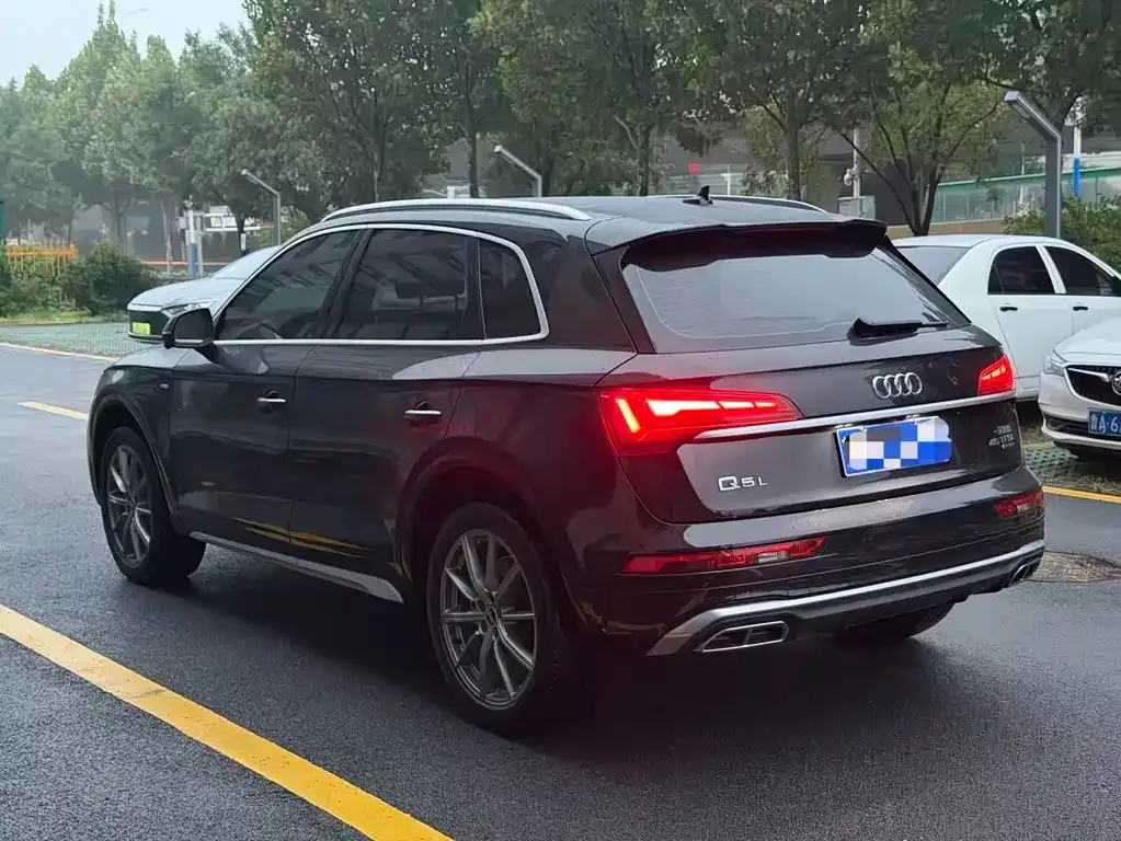 Audi Q5L 2022 из CN, фото 6