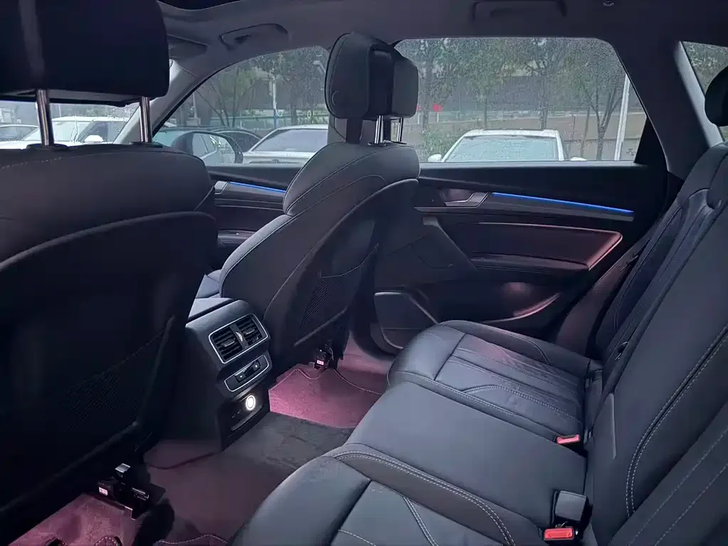 Audi Q5L 2022 из CN, фото 7