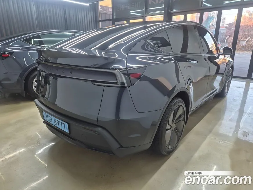 Tesla Model Y 2025 из KR, фото 5