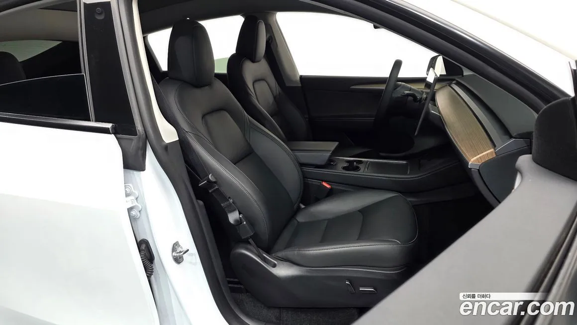 Tesla Model Y 2024 из KR, фото 10