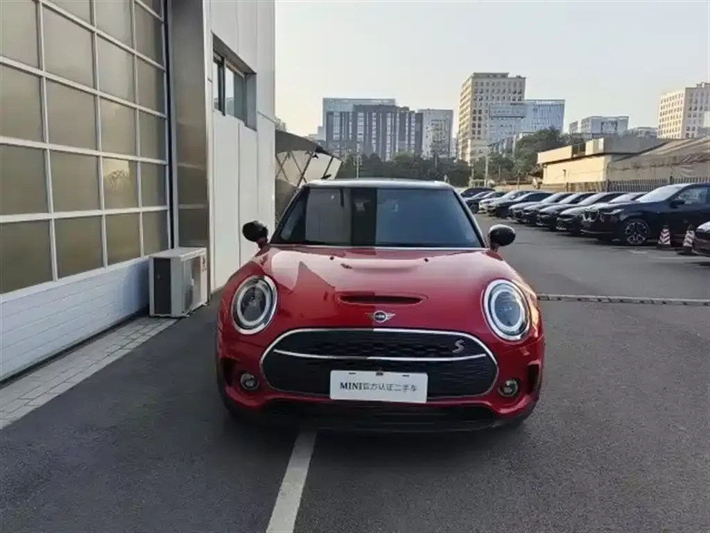[object Object] Mini Clubman 2023 из CN, фото 2
