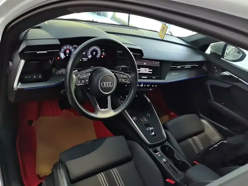 Audi A3 2024 из CN, фото 10