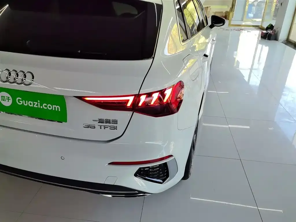 Audi A3 2024 из CN, фото 8