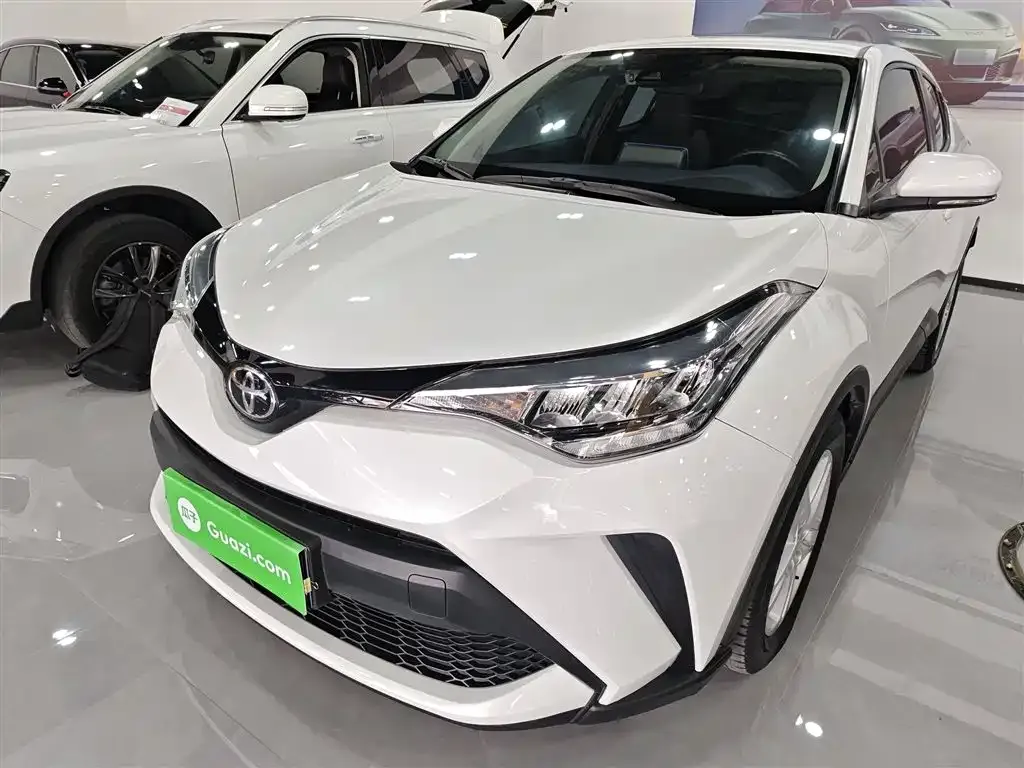 Toyota C-HR 2022 из CN, фото 2