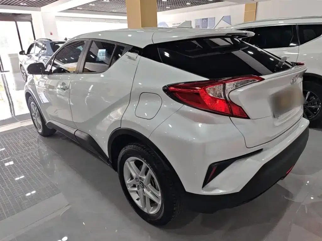 Toyota C-HR 2022 из CN, фото 5