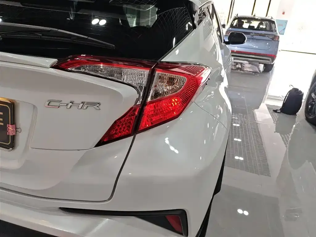 Toyota C-HR 2022 из CN, фото 8